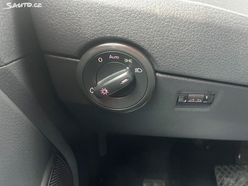 Volkswagen Caravelle, fotka 29