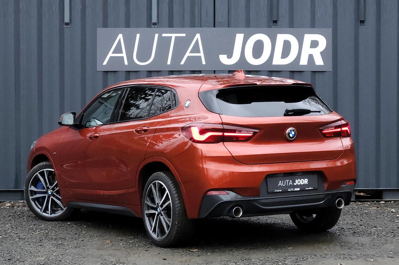 BMW X2, 18d, Kamera, Harman, Head-Up - fotka 5