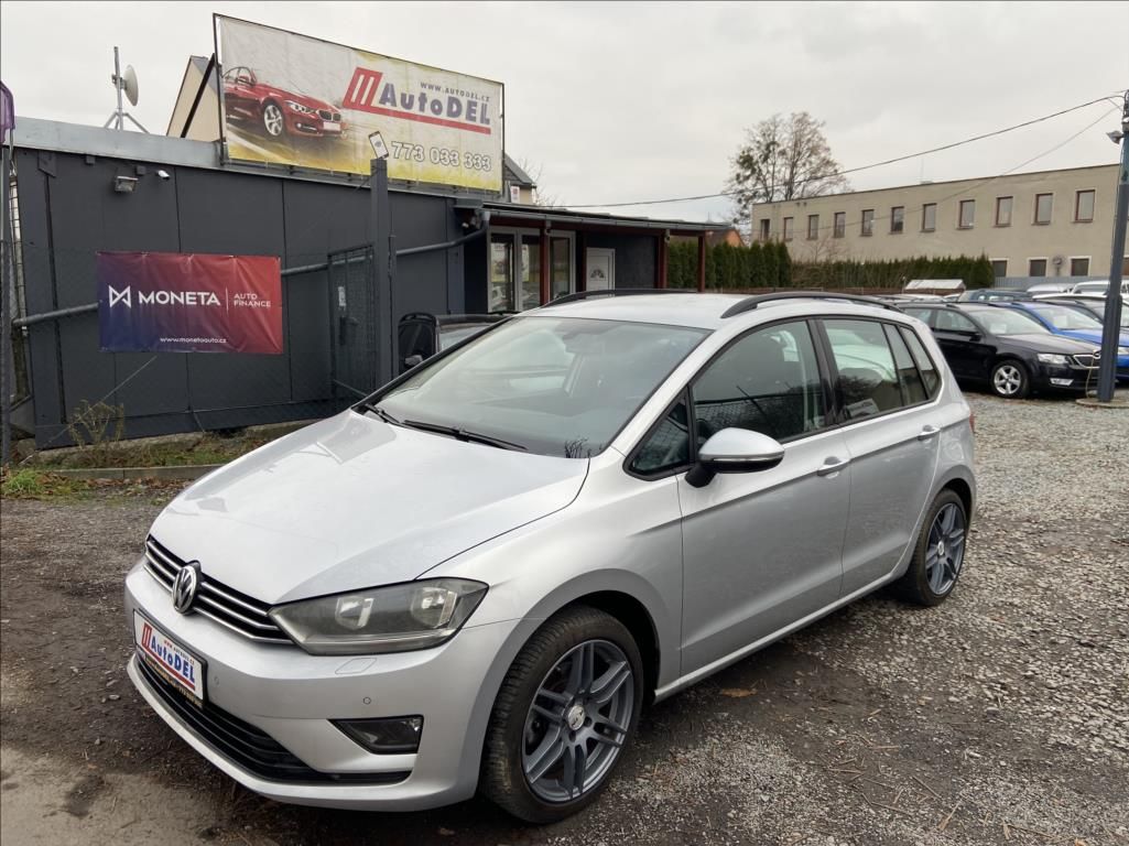 Volkswagen Golf Sportsvan, 1,6 TDi 81kW  Serviska,Navigac - fotka 2
