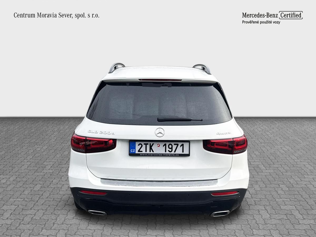 Mercedes-Benz GLB, 200 d 4MATIC - fotka 4