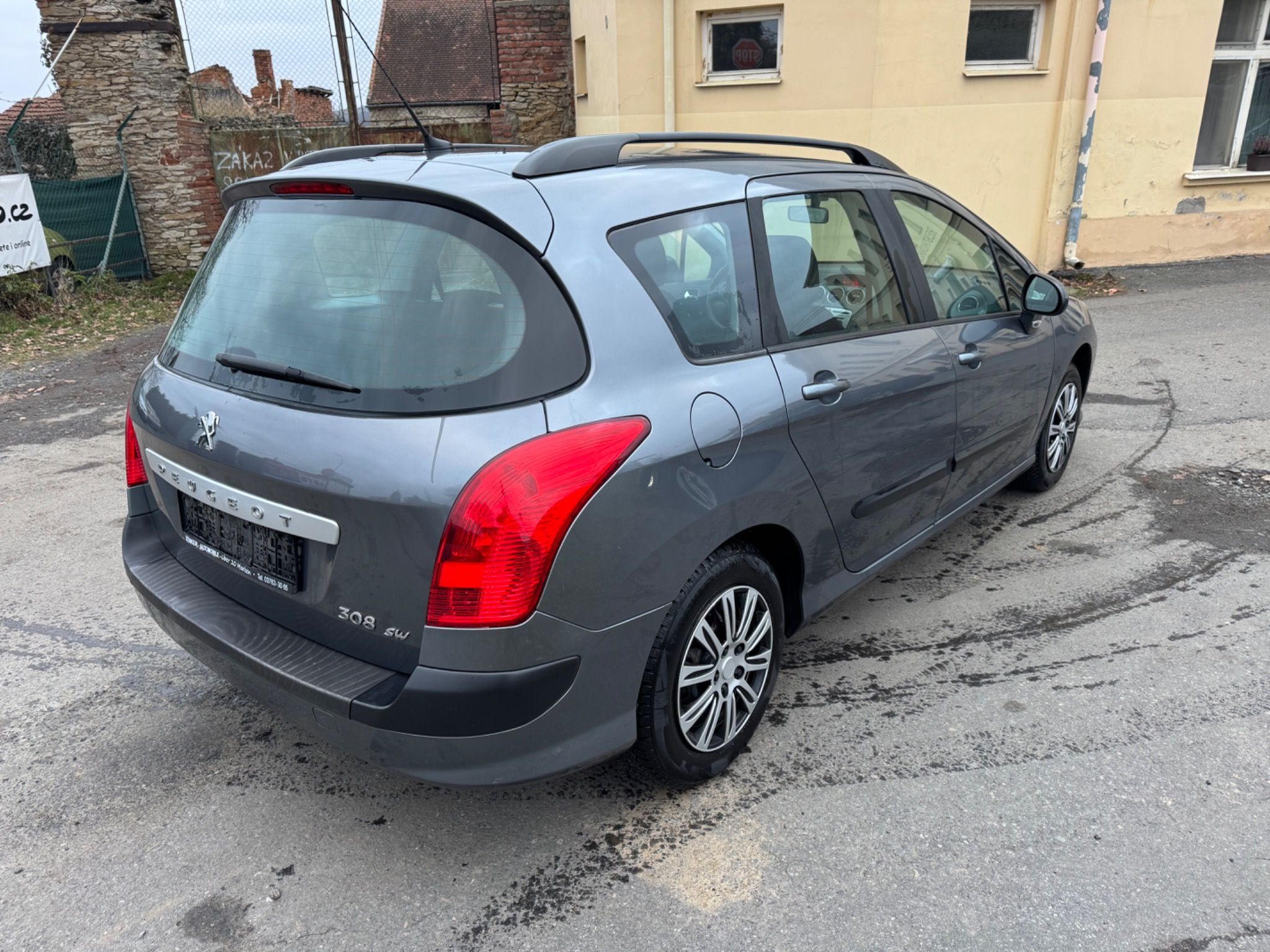 Peugeot 308, 1.6 16v 88kW.Klima - fotka 4