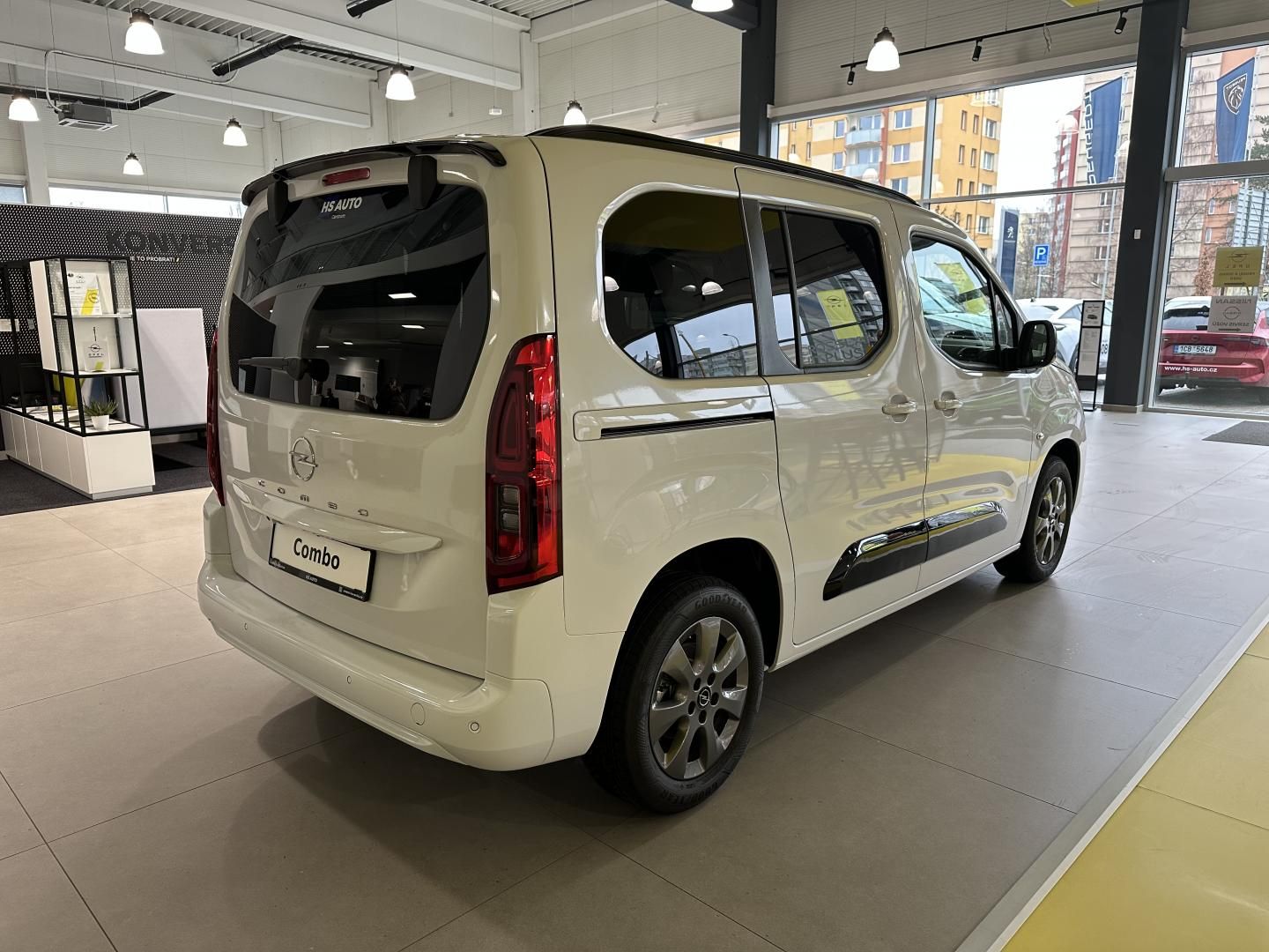 Opel Combo, Edition Plus L1H1 1.5CDTI, MT6 - fotka 4