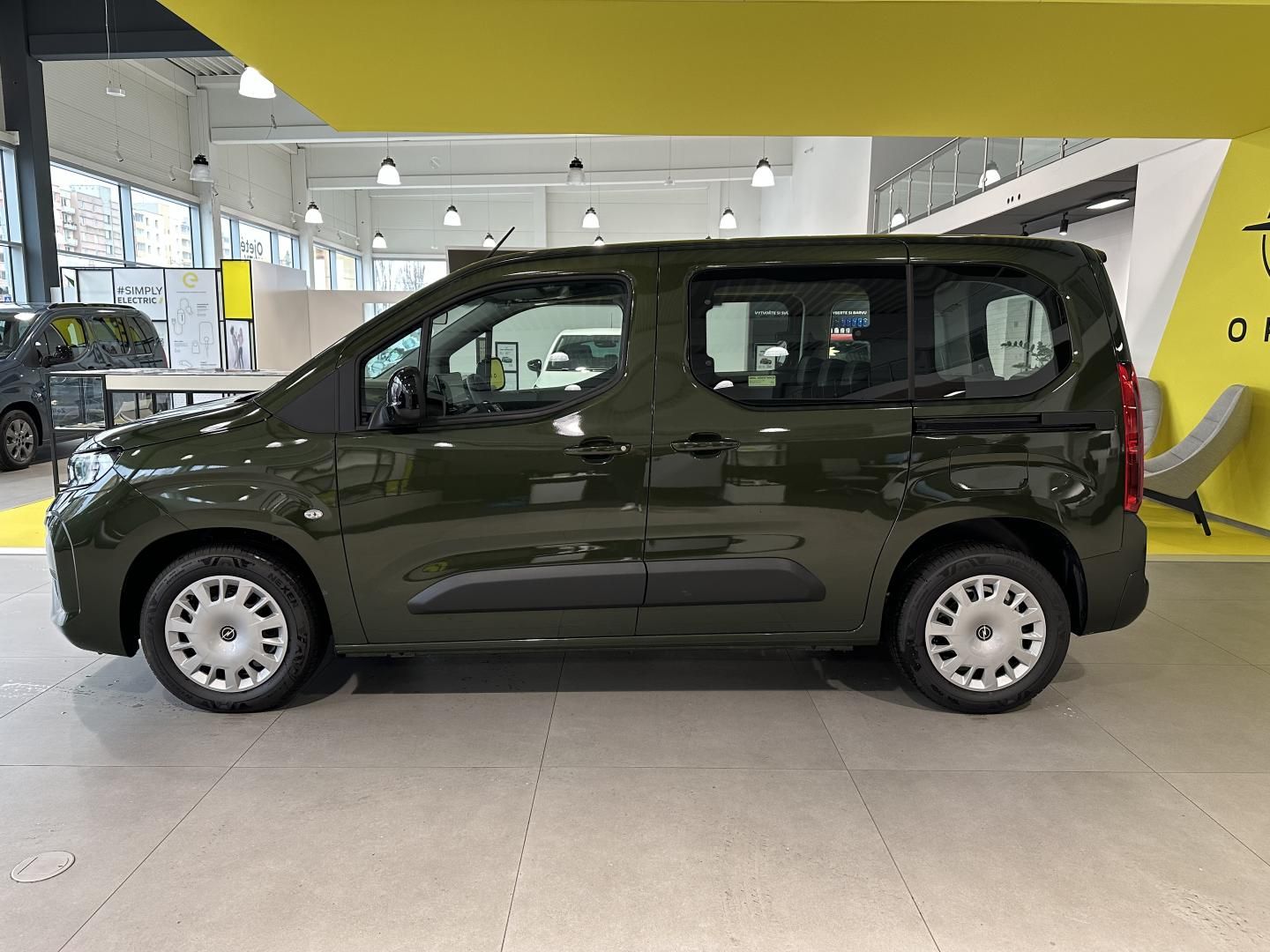 Opel Combo, Edition Plus L1H1 1.5CDTI, MT6 - fotka 4