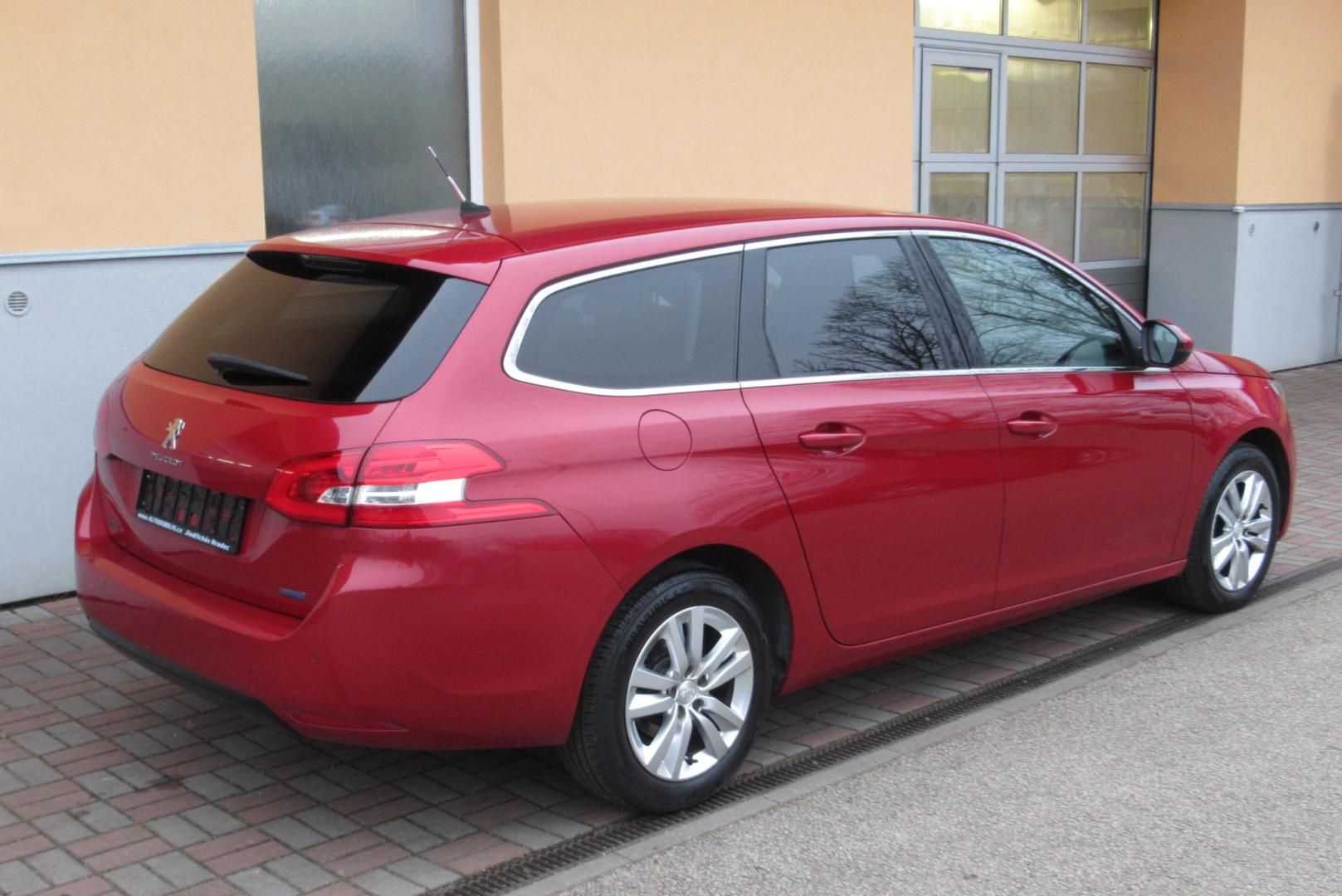 Peugeot 308, SW 1.6 HDi AUT. KLIMA NAVIGACE - fotka 5