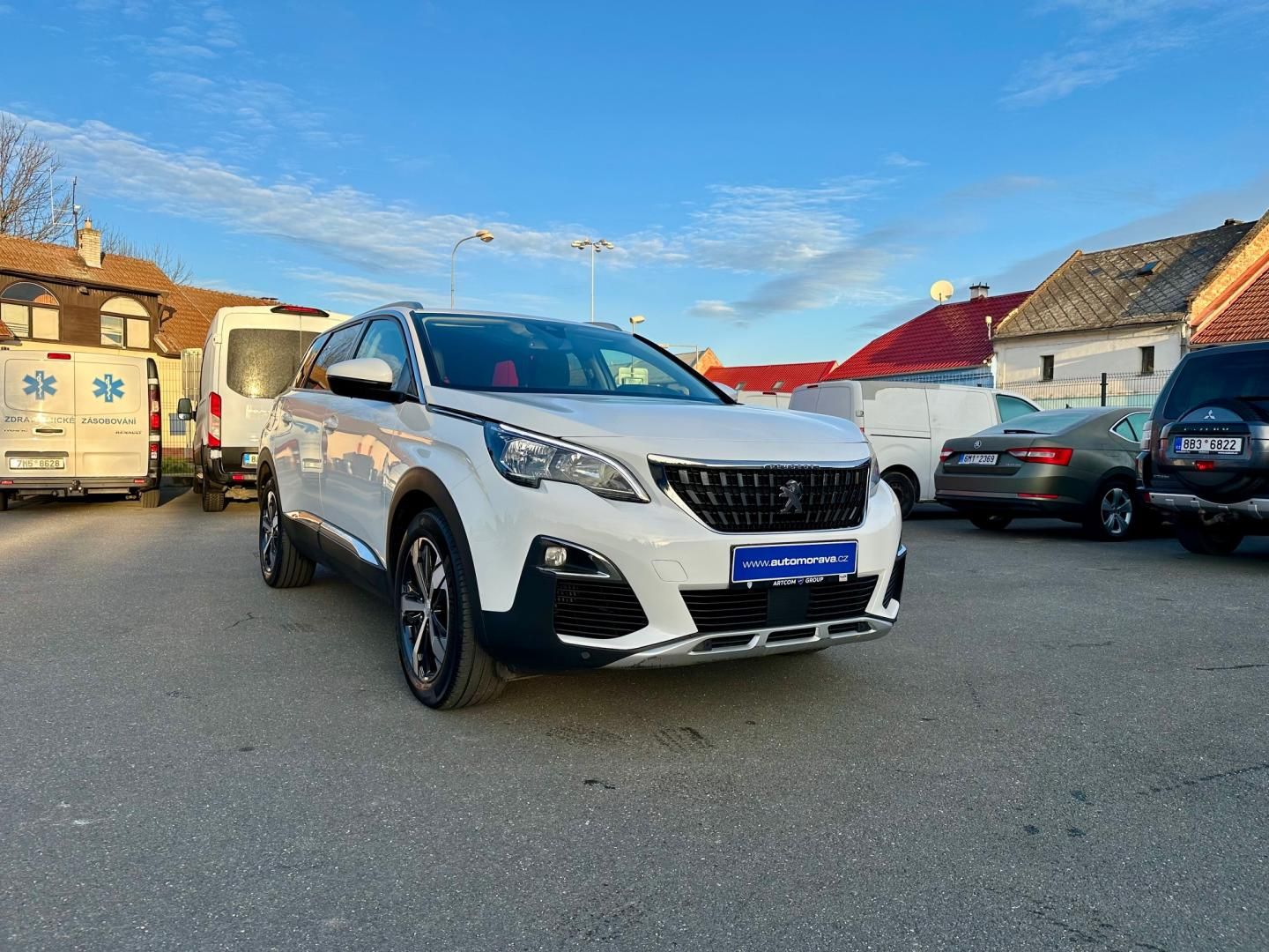 Peugeot 5008, Allure 1.5 HDI 7 Míst - CZ - - fotka 3