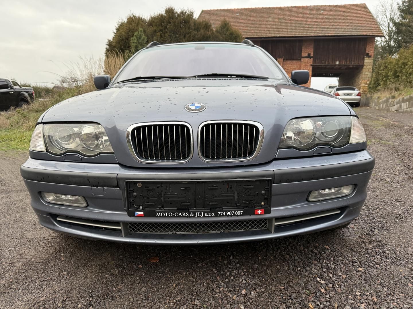 BMW Řada 3, 330 XI Touring 170KW