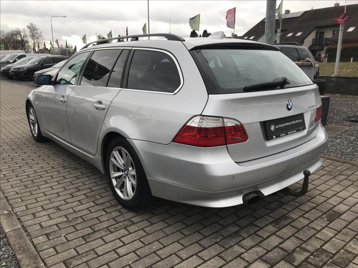 BMW Řada 5, 2,0 520d Touring - fotka 5