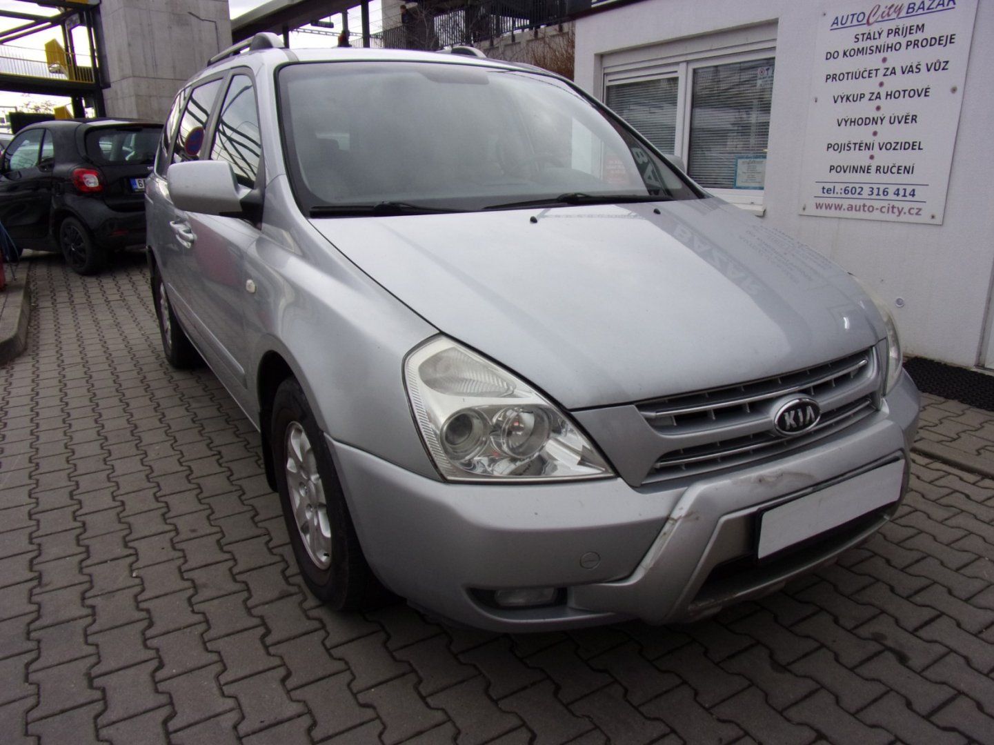 Kia Carnival, 2,9 CRDi 136 kW 7-míst - fotka 2