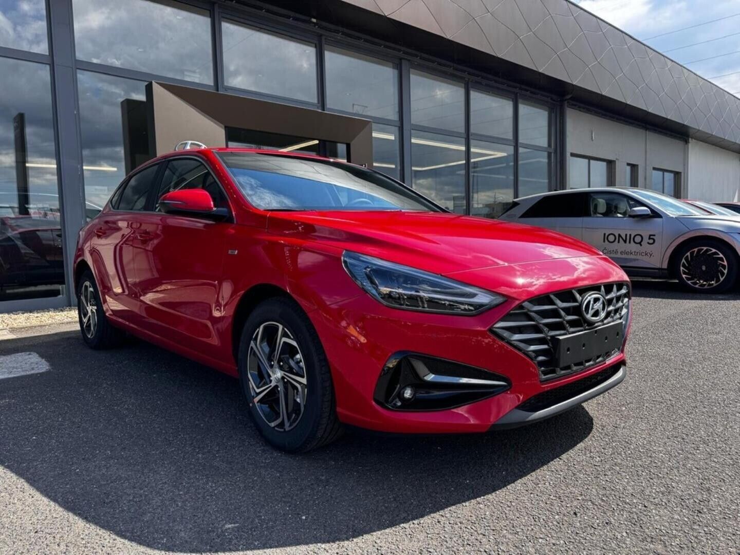 Hyundai i30, FB MY23 N Line 1,5 T-GDI MHEV - fotka 4