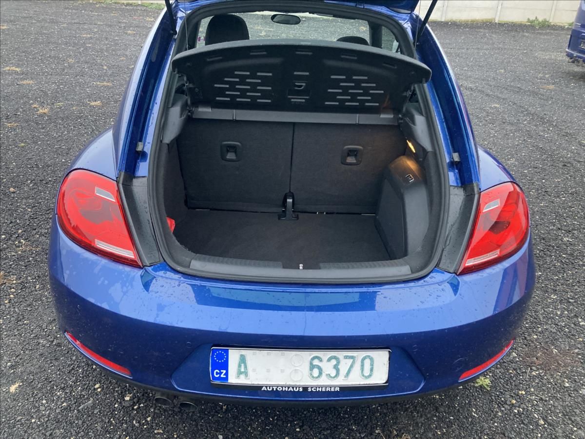 Volkswagen Beetle, 2,0 TDI 103KW SPORT DSG - fotka 6