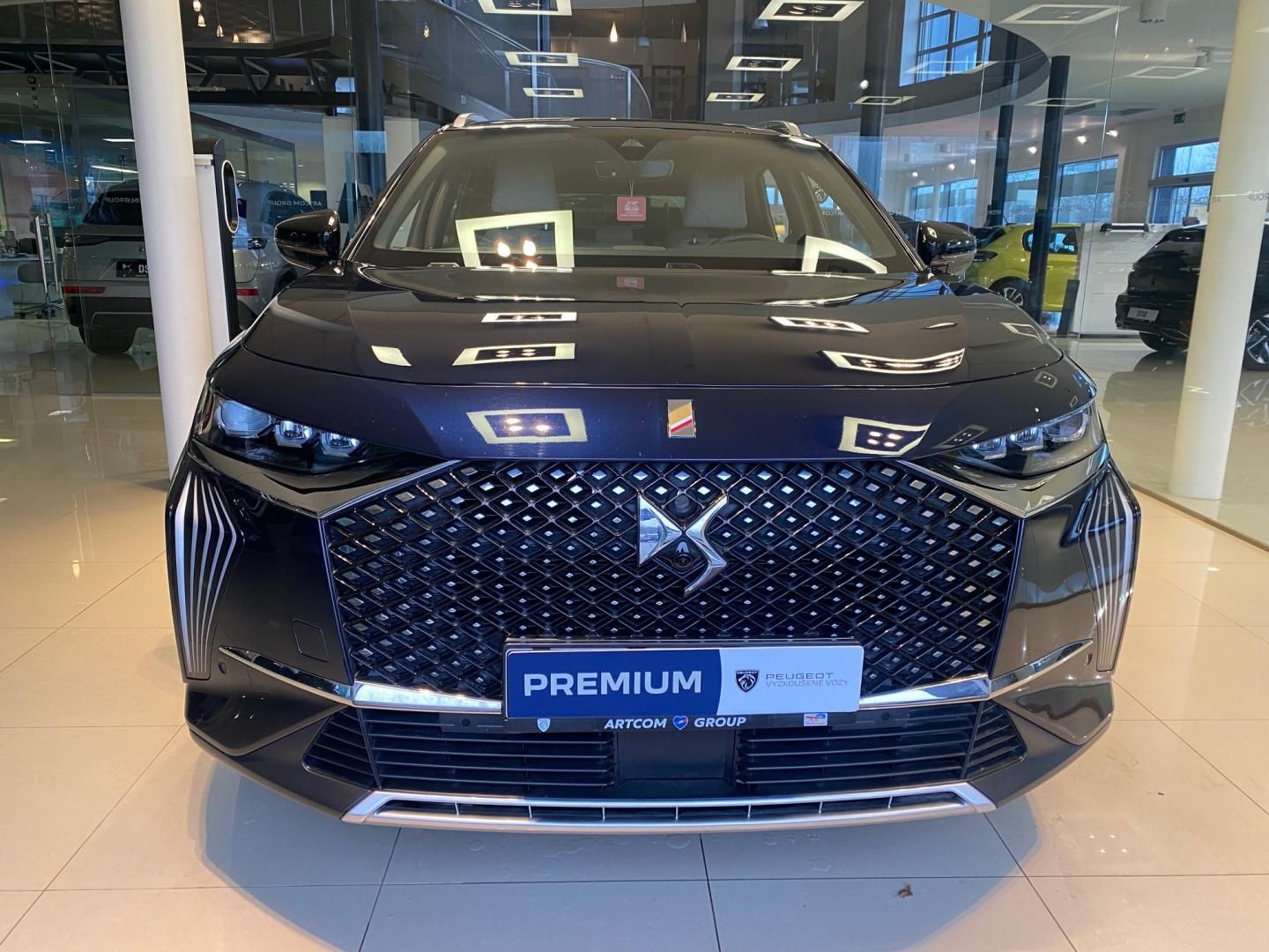DS 7 Crossback, OPERA E-TENSE 360k PERFORMANCE - fotka 2