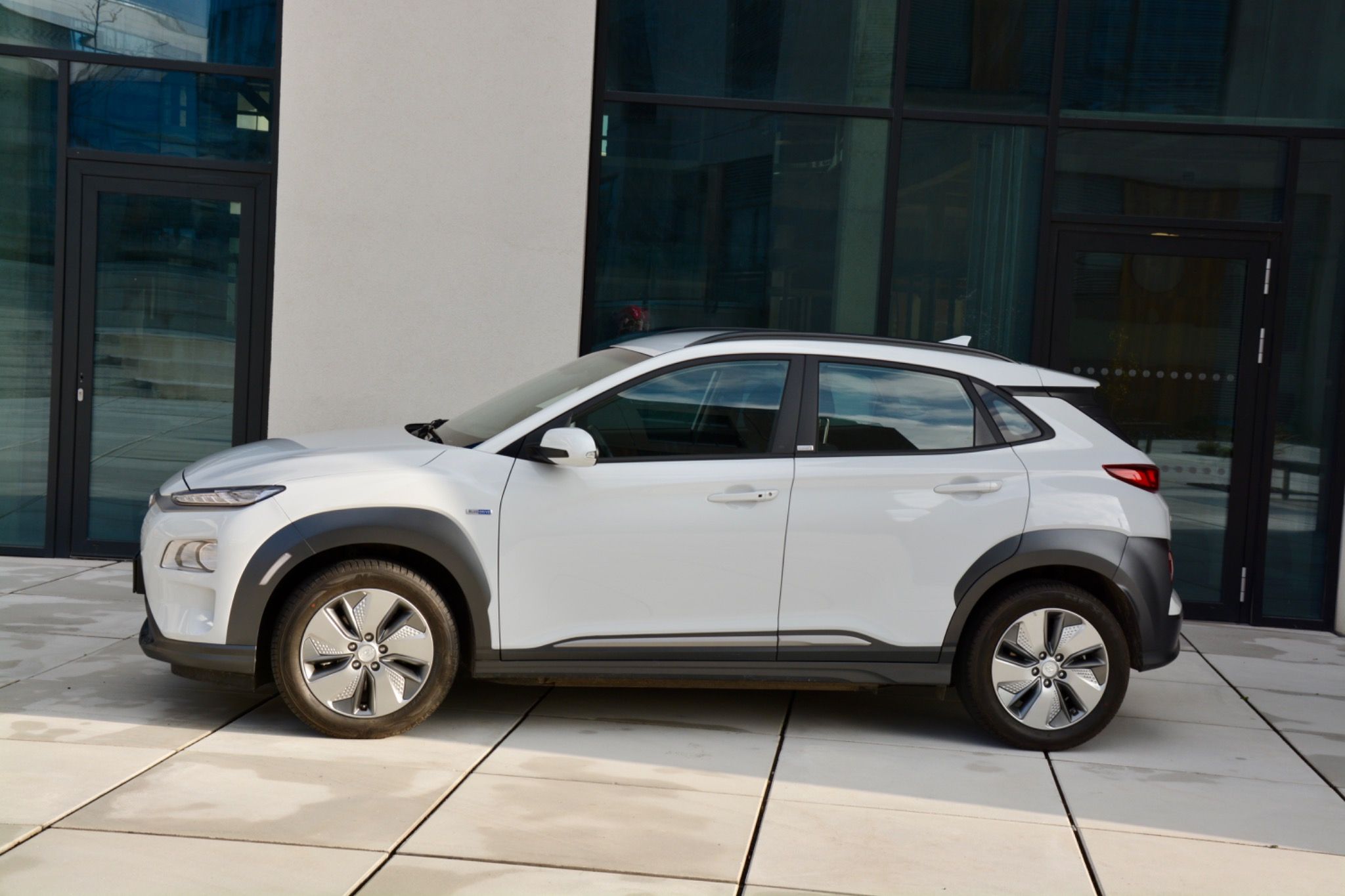 Hyundai Kona, EV 1 Majitel 19.000KM! - fotka 5