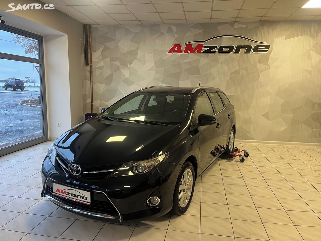 Toyota Auris, fotka 7