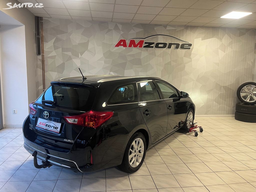 Toyota Auris, fotka 5