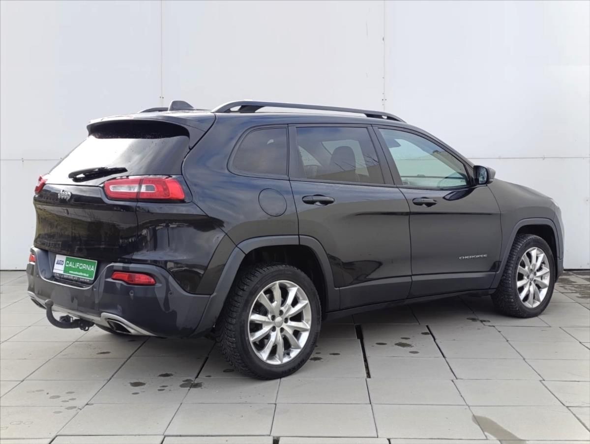 Jeep Cherokee, 3,2 V6 Limited 4WD Kamera Tažn - fotka 6