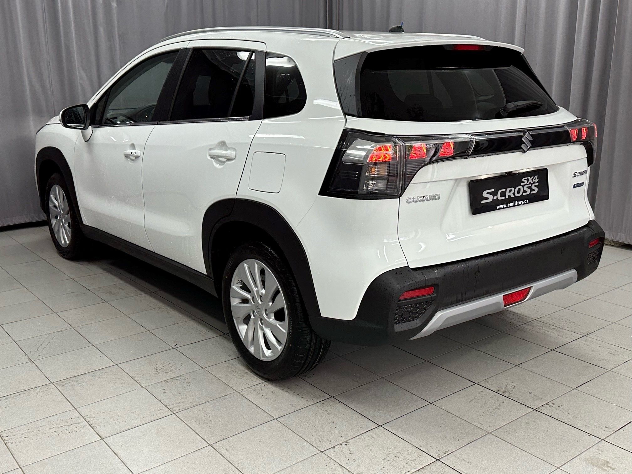 Suzuki S-Cross, 1,4 Premium 4x4-vůz ve výrobě - fotka 6
