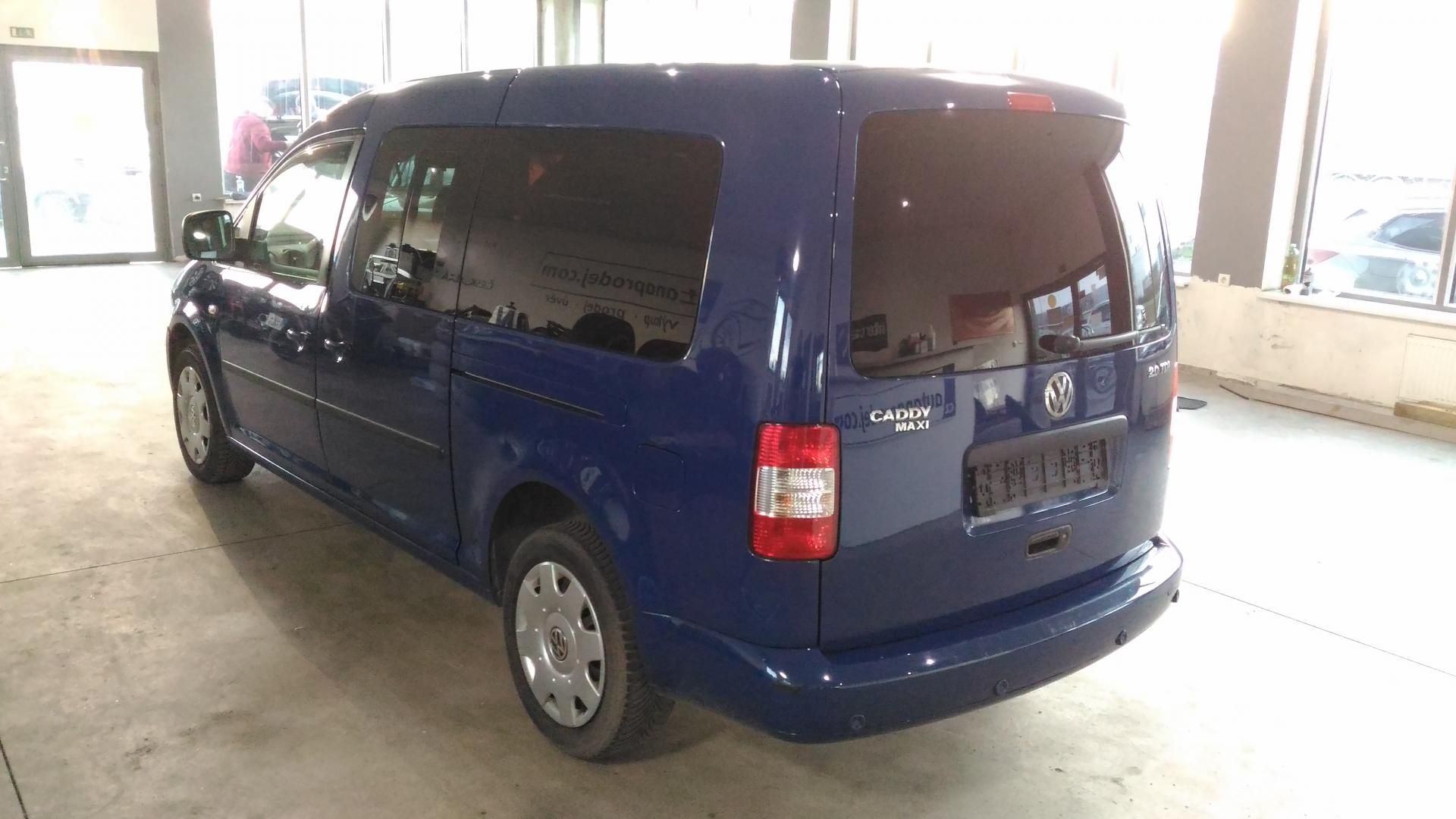 Volkswagen Caddy, TDI,MAXI,WEBASTO,PRO VOZÍČKÁŘE - fotka 5