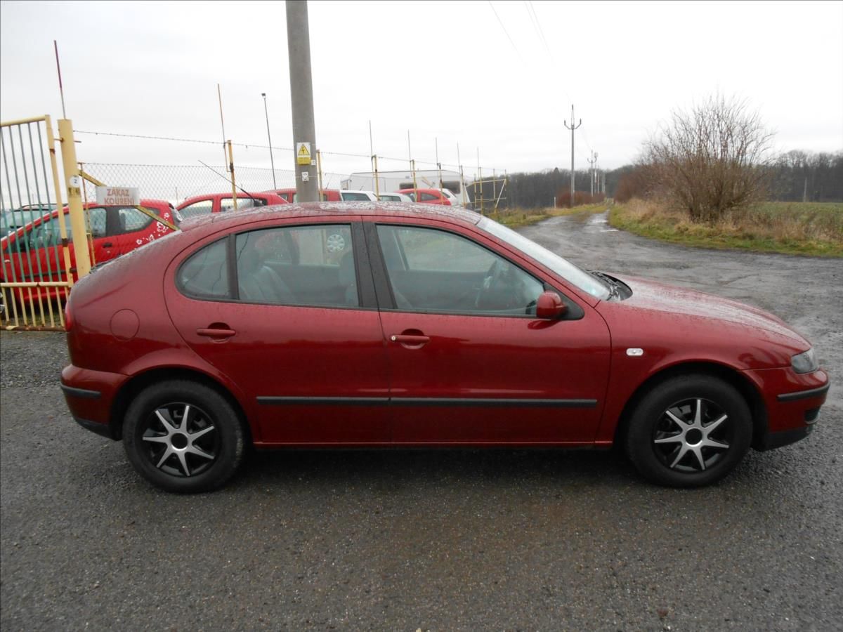 Seat Leon, 1,4 i 16V 55 kW KLIMA Serviska - fotka 2
