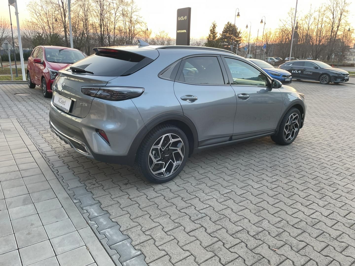 Kia XCee´d, *BLACK FRIDAY* 7DCT GT-LINE - fotka 3