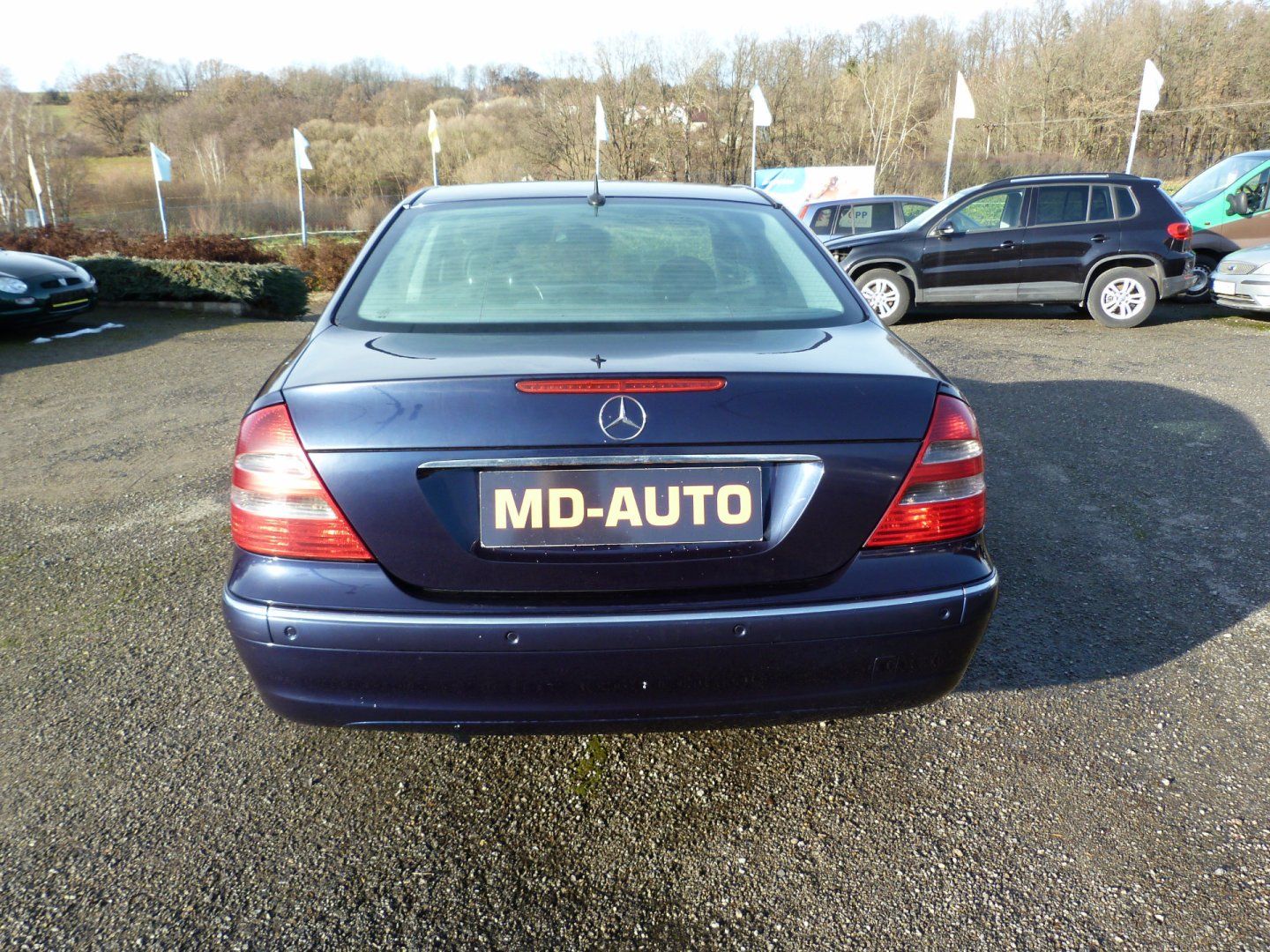Mercedes-Benz 211, E320 3.2 I - fotka 6