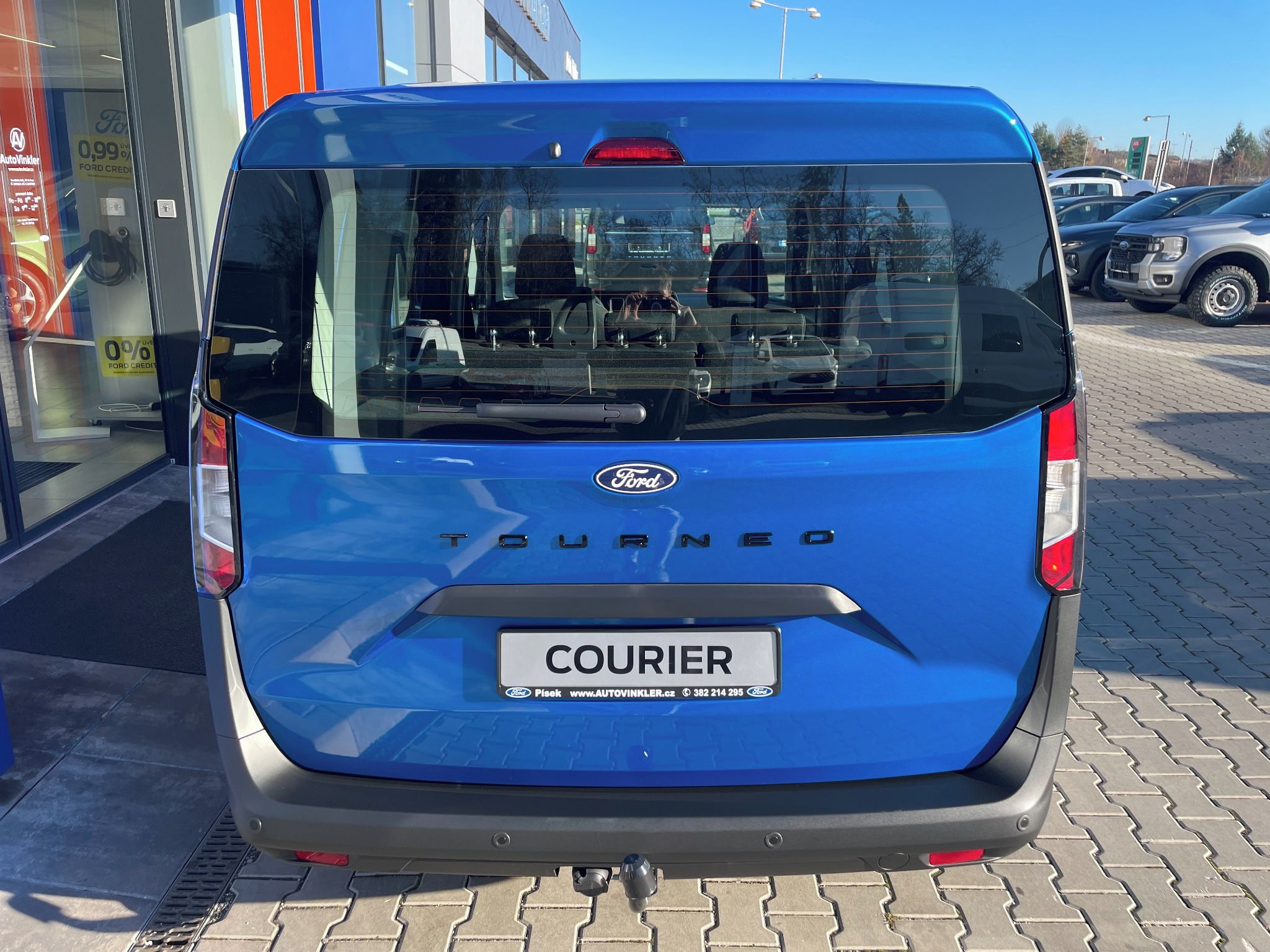 Ford Tourneo Courier, Trend 1.0 92kW man. - fotka 4