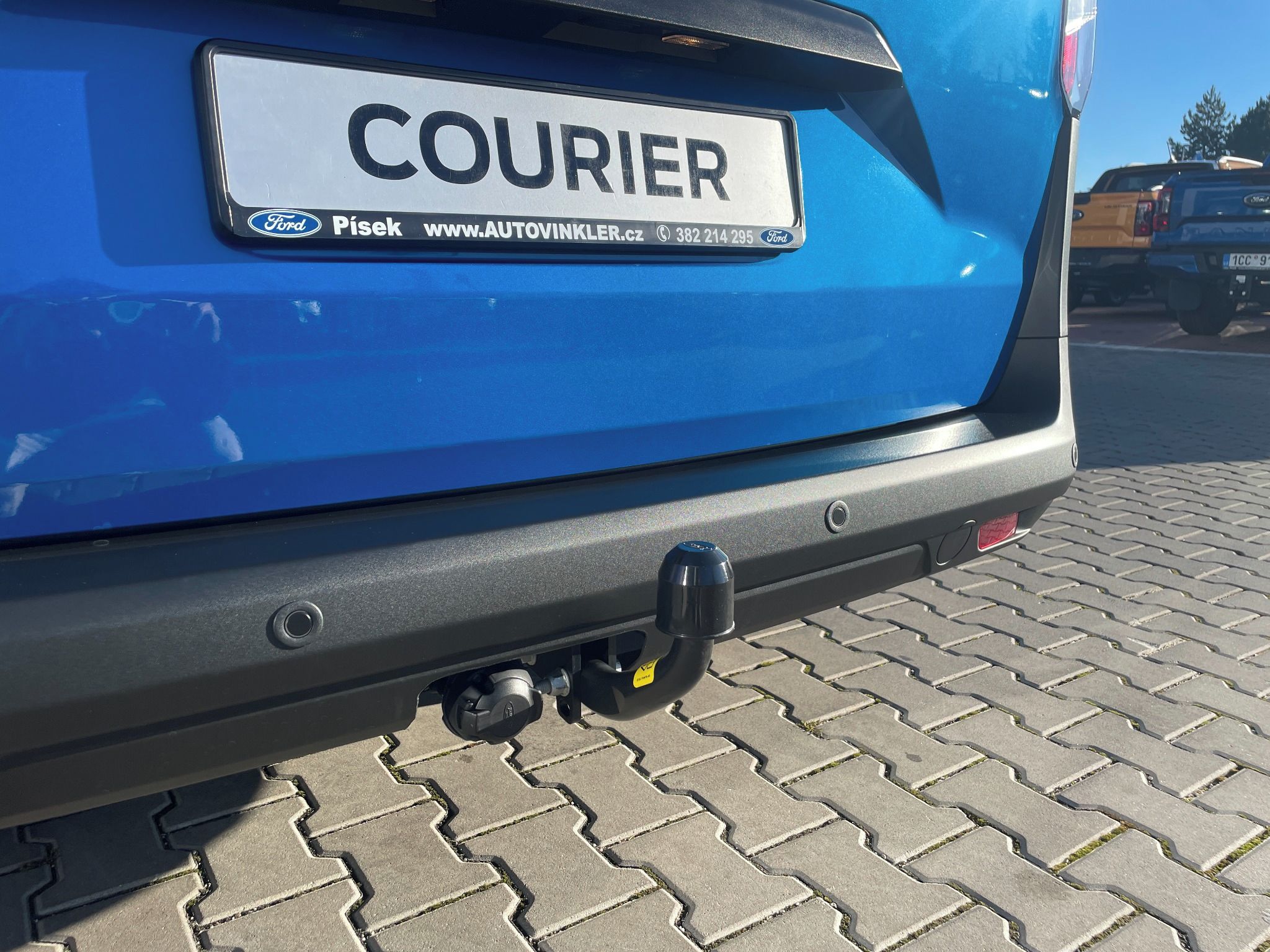 Ford Tourneo Courier, Trend 1.0 92kW man. - fotka 6
