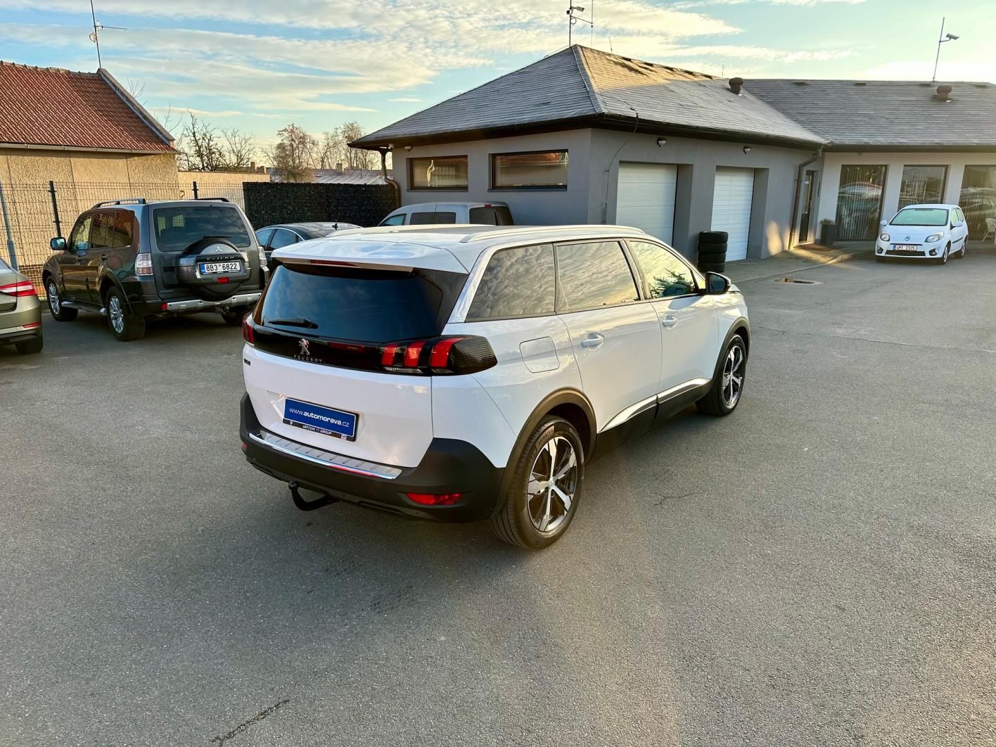 Peugeot 5008, Allure 1.5 HDI 7 Míst - CZ - - fotka 6