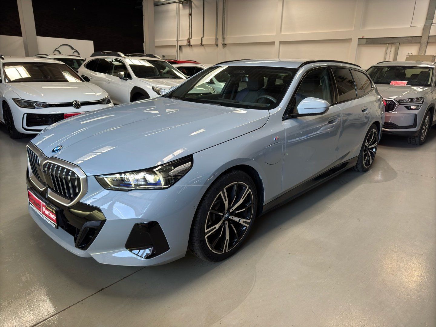 BMW Řada 5, 530e xDrive Tour. M