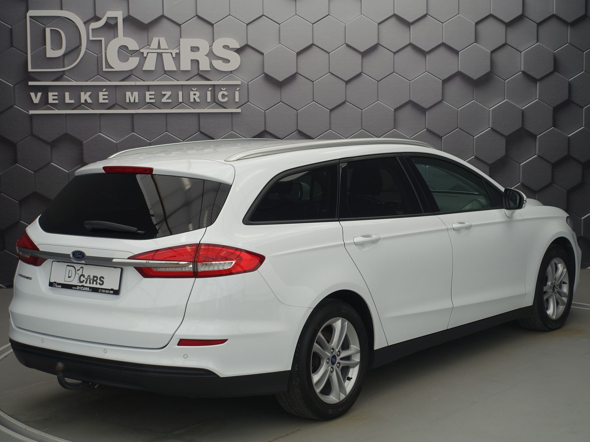 Ford Mondeo, 110 kW, MANUÁL, TAŽNÉ - fotka 5