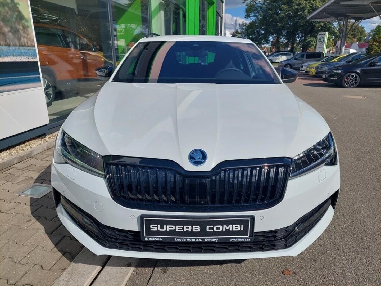 Škoda Superb, Combi Sportline 2.0 TDI 147 kW - fotka 2
