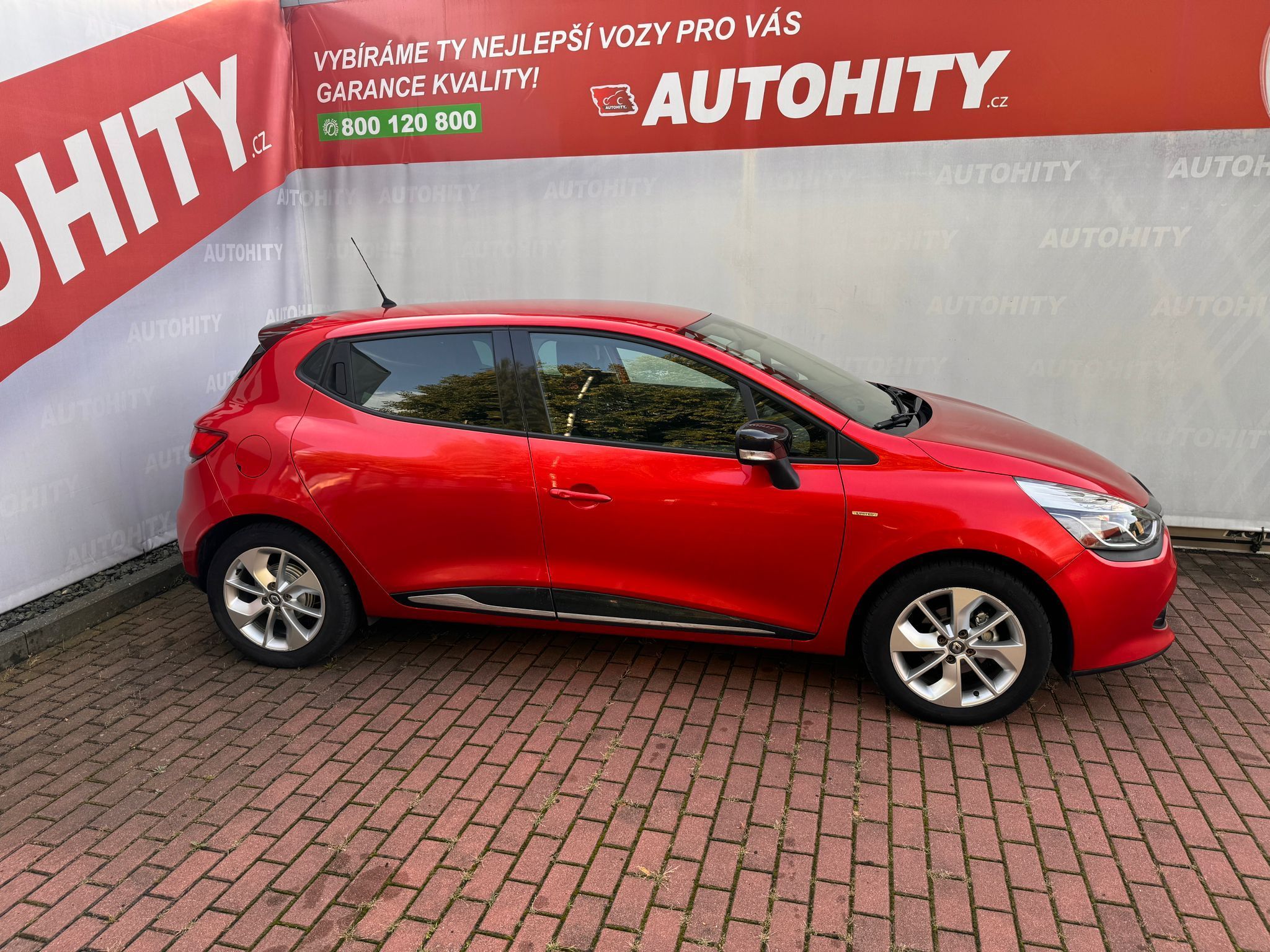 Renault Clio, 0.9 TCe Limited,Navi,ČR,1.Maj - fotka 5