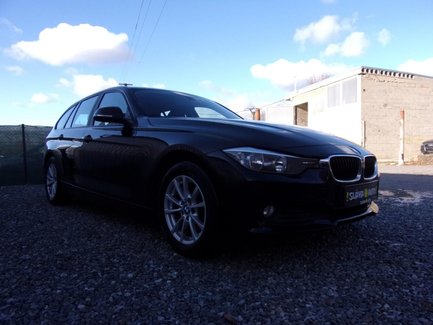 BMW Řada 3, 316d 85kW TOURING 167 000KM 1A - fotka 3