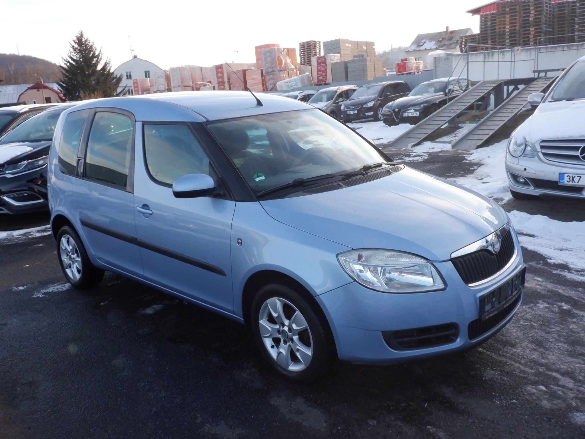 Škoda Roomster, 1.2 12V HTP Style - fotka 3