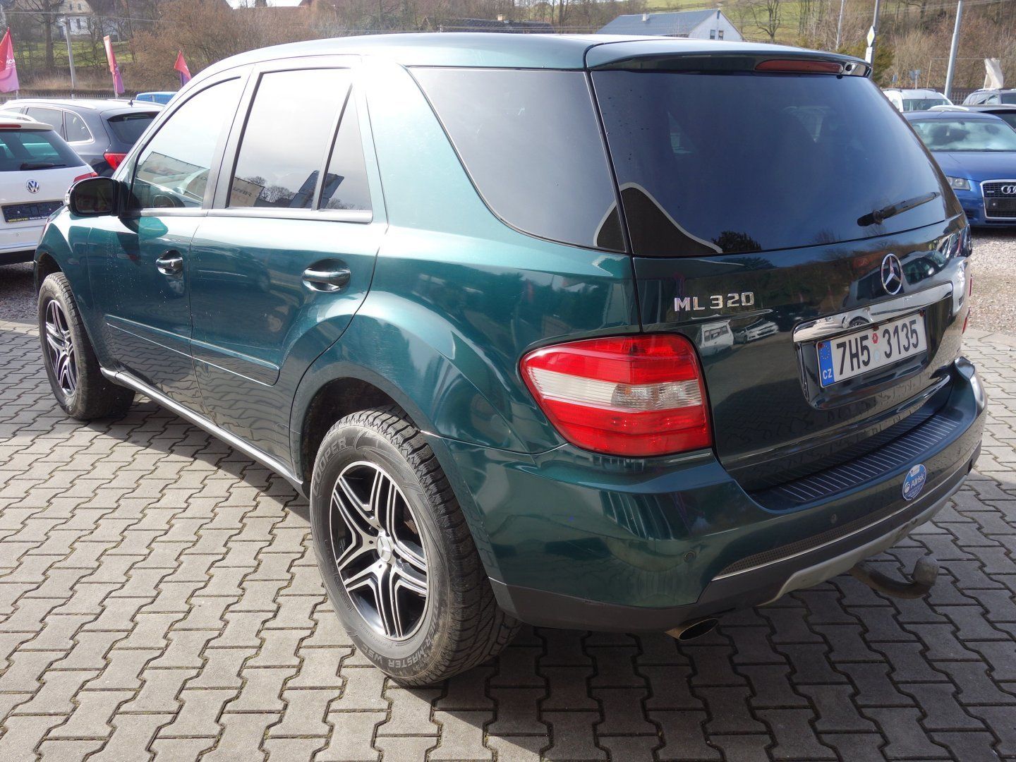 Mercedes-Benz Třídy M, ML 320CDI 165kW 4MATIC - fotka 6