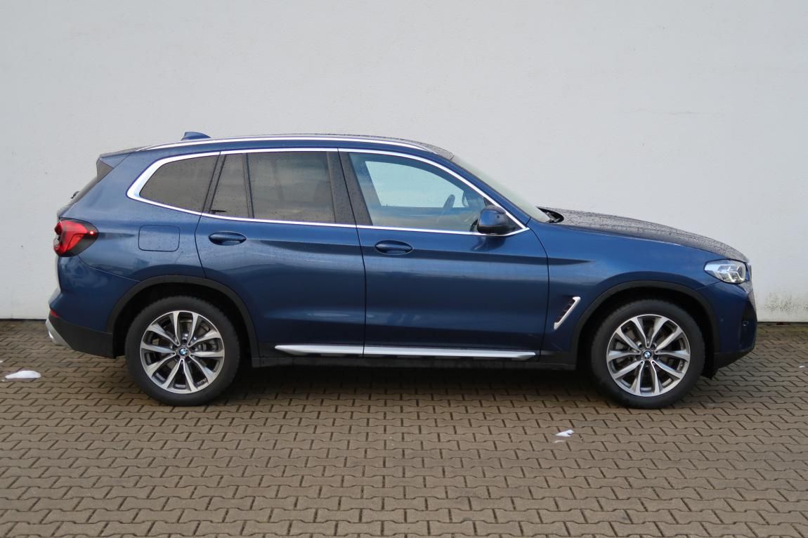 BMW X3, xDrive20d - fotka 5