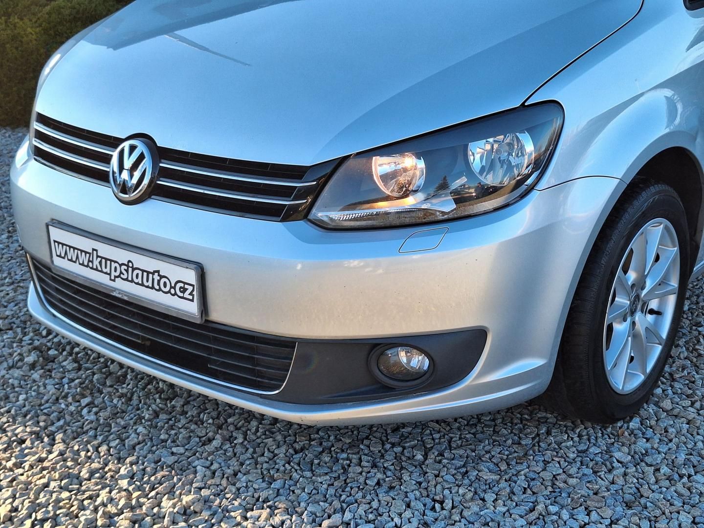 Volkswagen Touran, 1,6TDi Comfortline - fotka 2