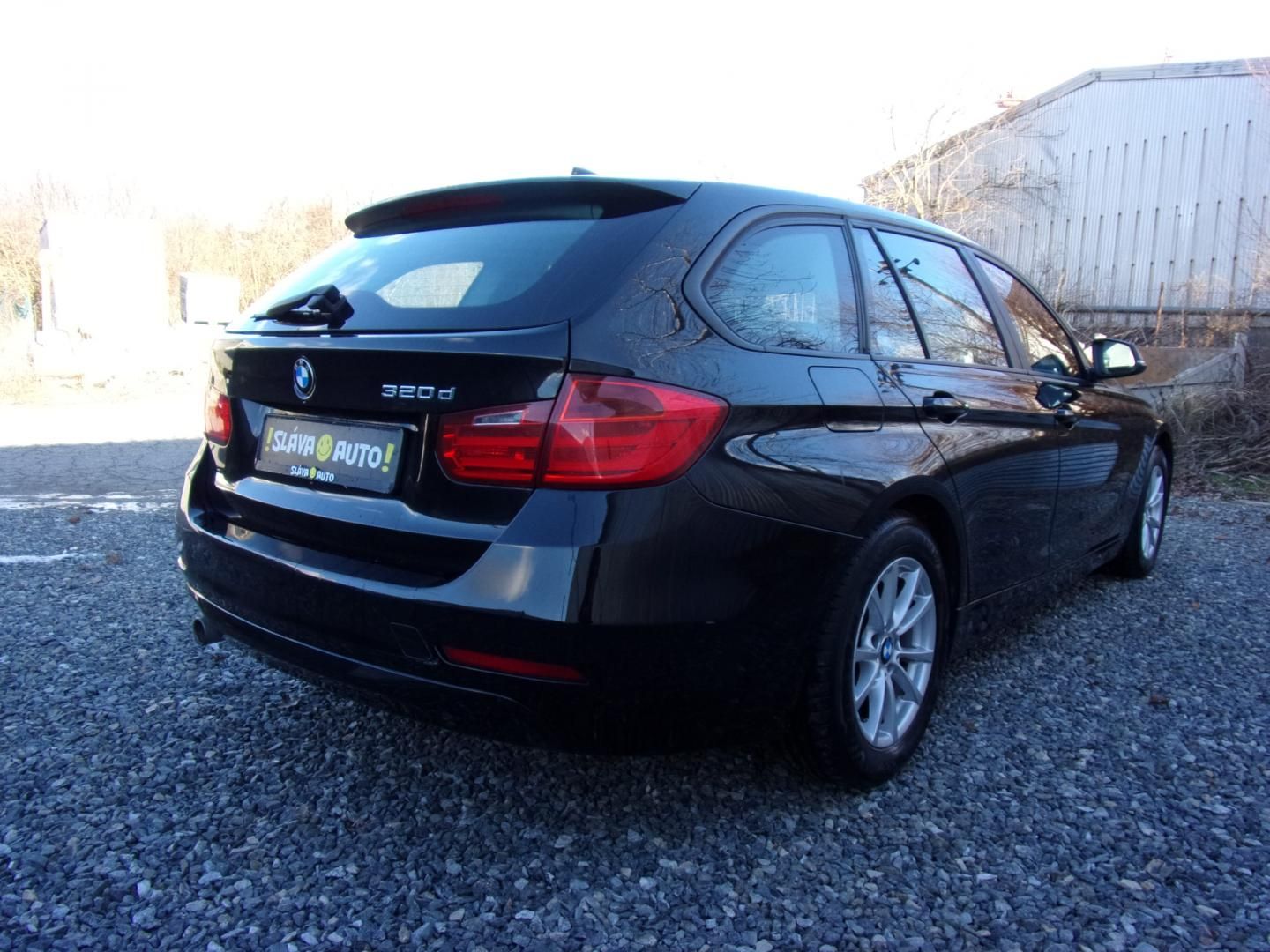 BMW Řada 3, 316d 85kW TOURING 167 000KM 1A - fotka 5