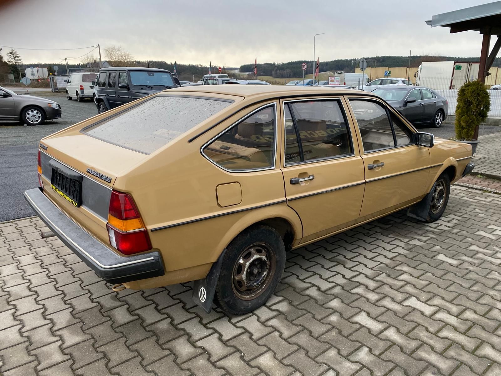 Volkswagen Passat, B32 2.majitel - fotka 5