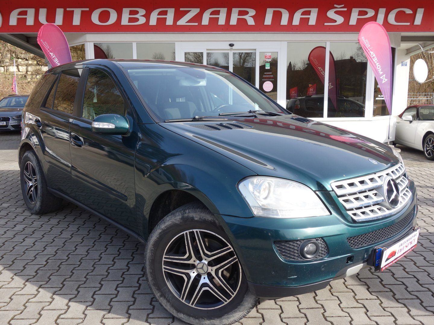Mercedes-Benz Třídy M, ML 320CDI 165kW 4MATIC - fotka 2