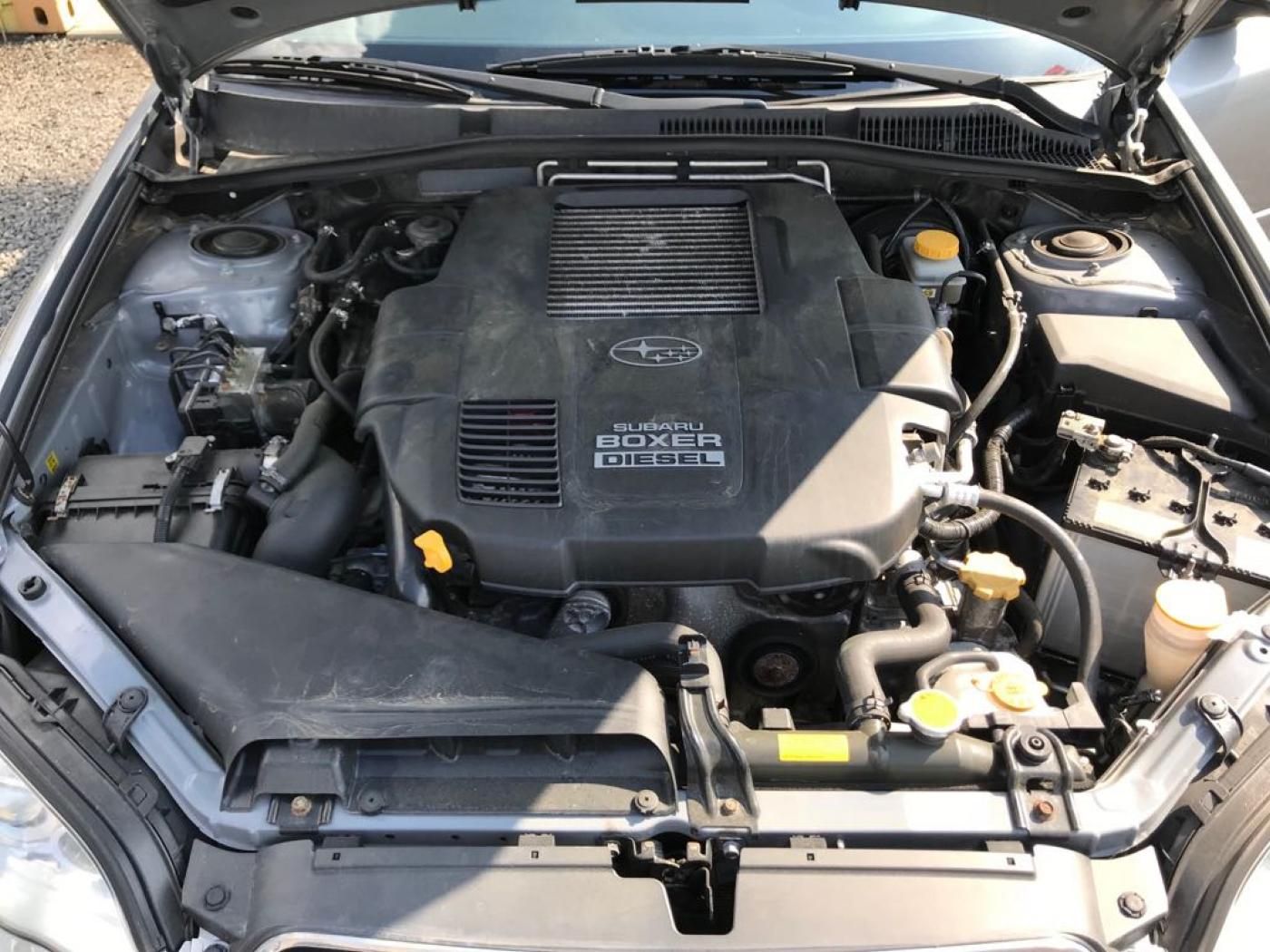 Subaru Legacy, 2,0 Active Combi, nová spojka - fotka 5