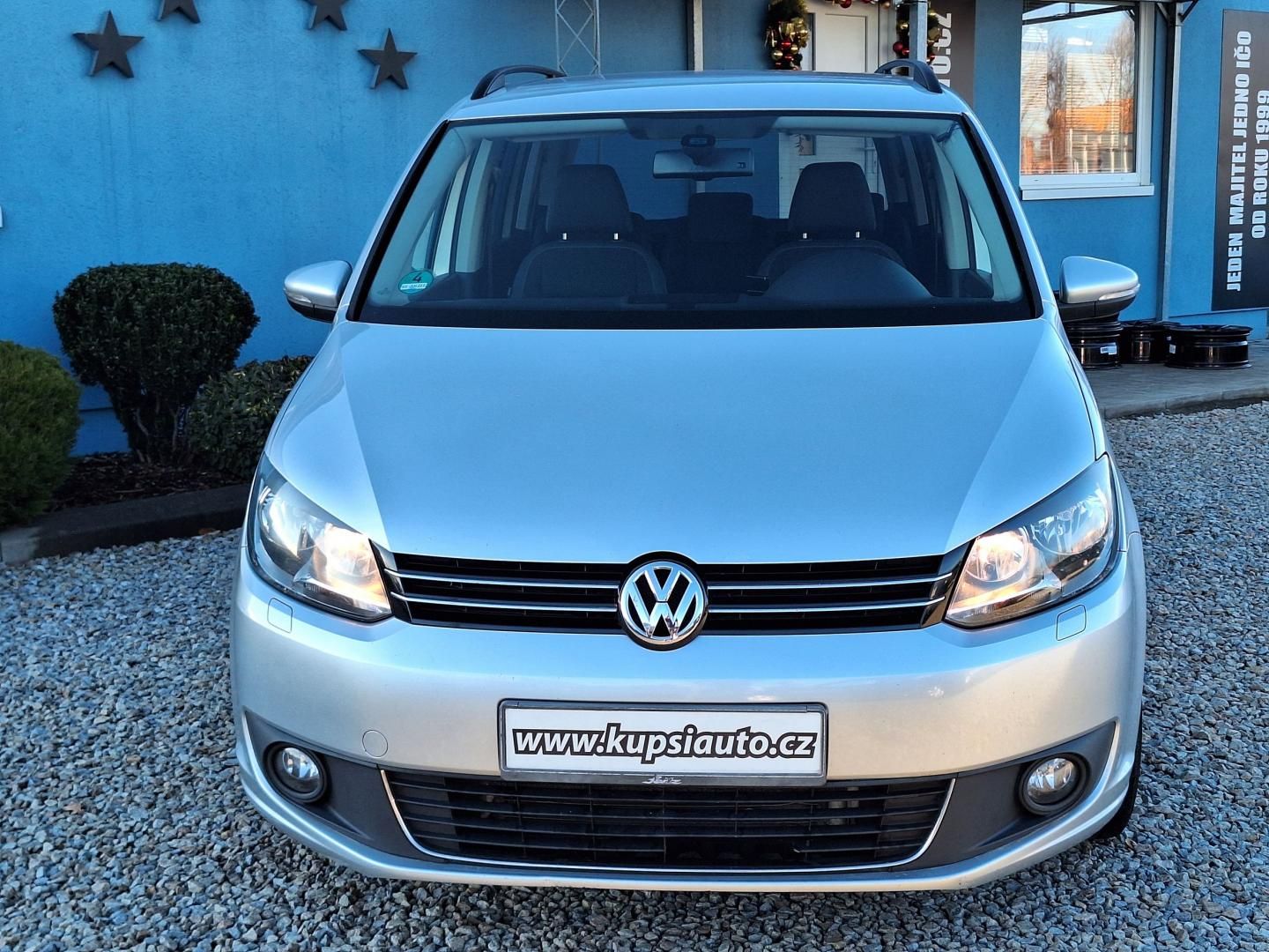 Volkswagen Touran, 1,6TDi Comfortline - fotka 4