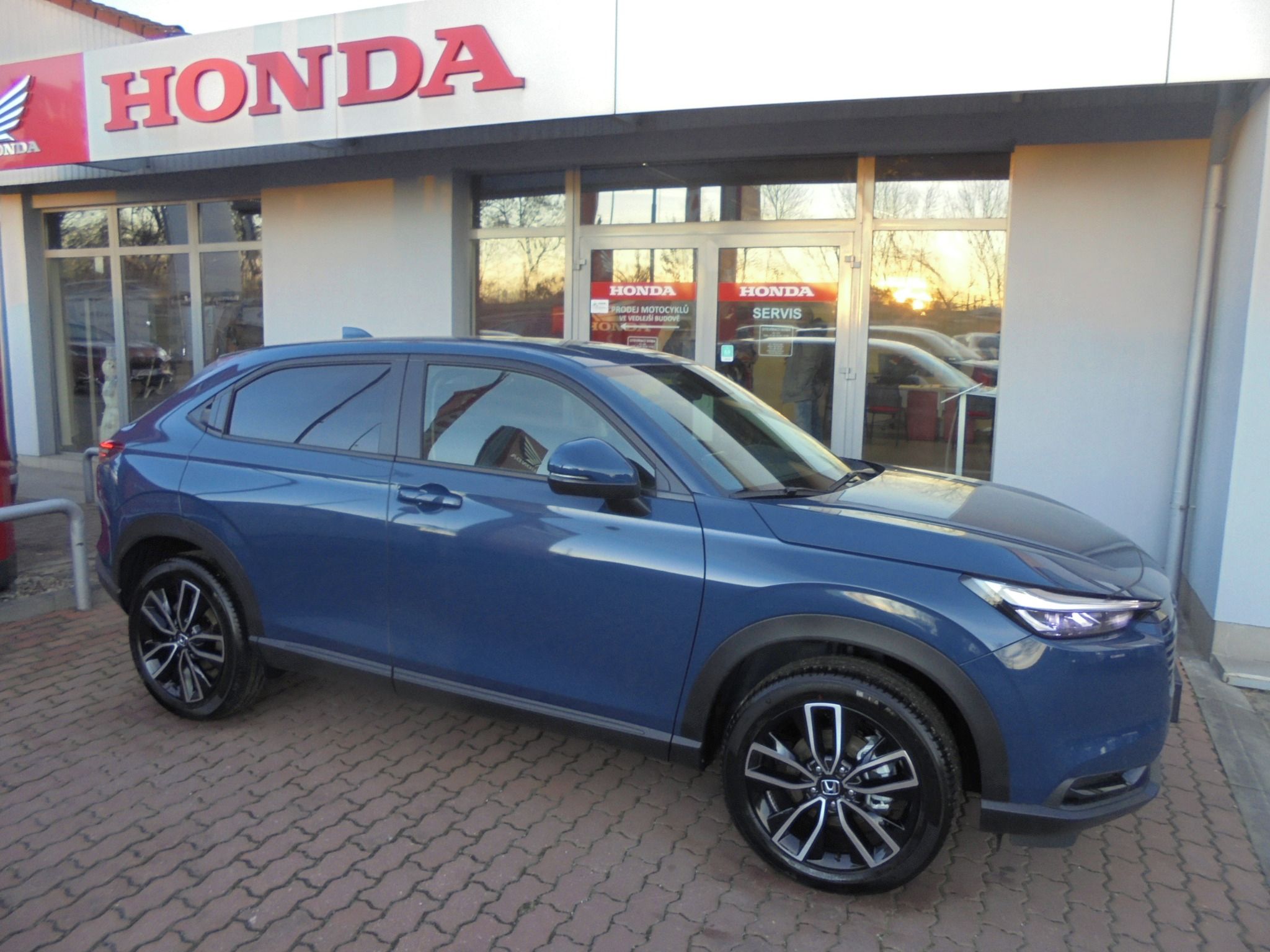 Honda HR-V, 1.5e:HEV ELEGANCE 2026 - fotka 2