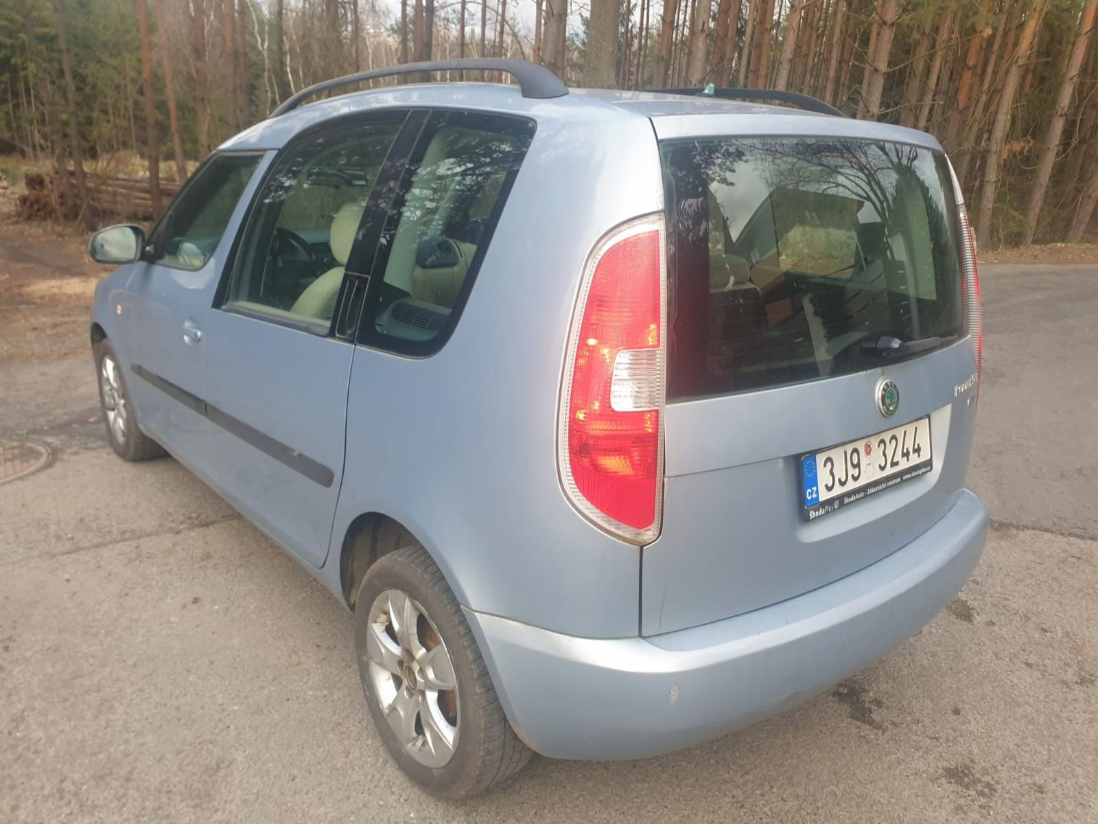 Škoda Roomster, NA SPLÁTKY VŠEM BEZ REGISTRU - fotka 6