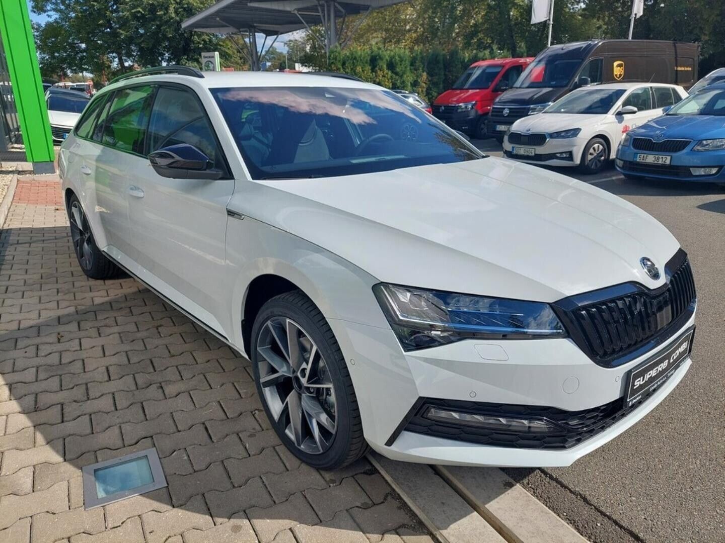 Škoda Superb, Combi Sportline 2.0 TDI 147 kW - fotka 3