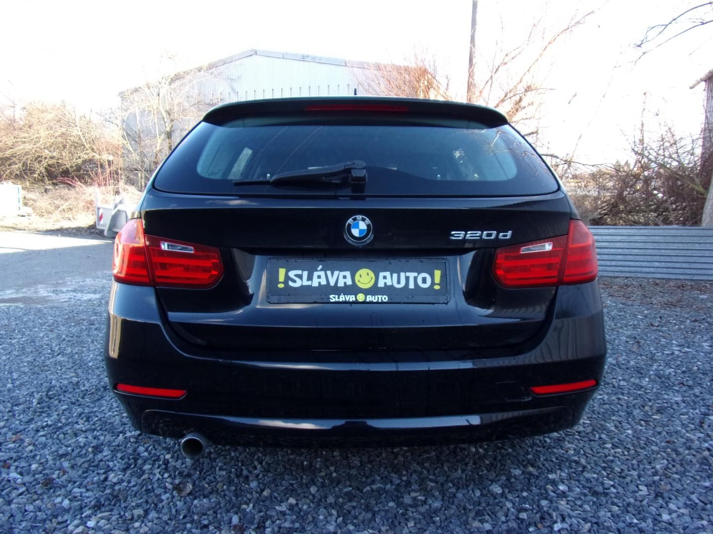 BMW Řada 3, 316d 85kW TOURING 167 000KM 1A - fotka 6