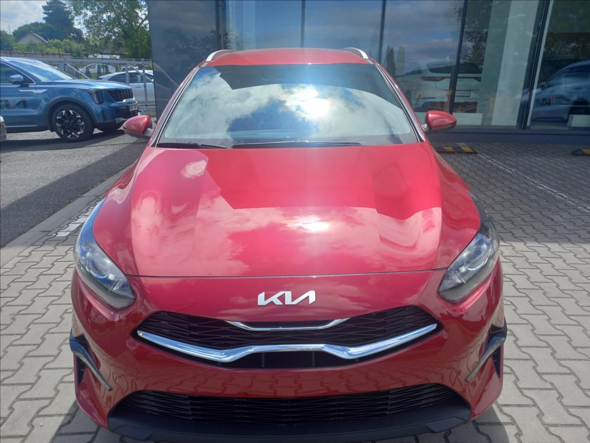 Kia Cee´d, 1,5 T-GDi SPIN 2025