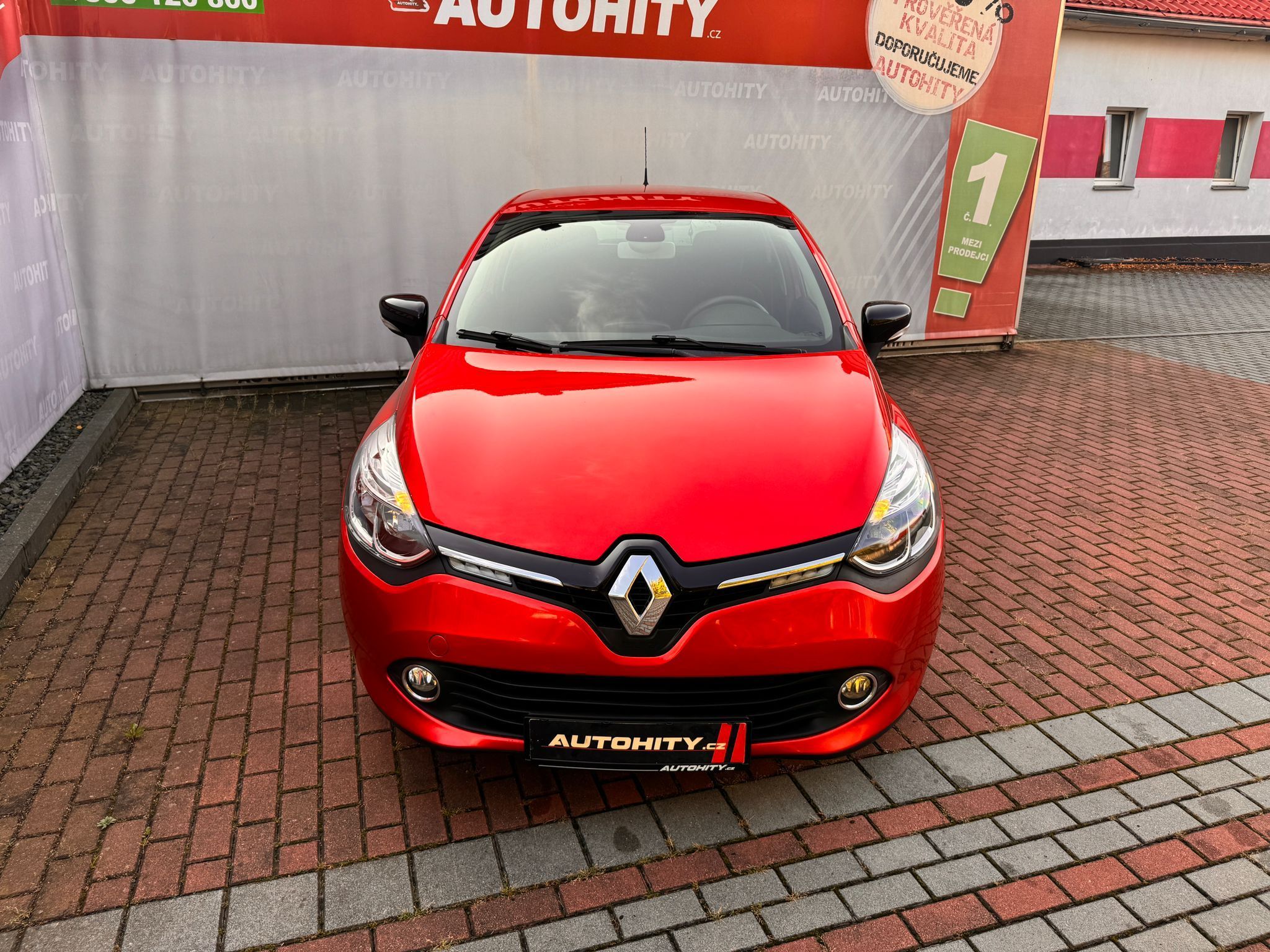 Renault Clio, 0.9 TCe Limited,Navi,ČR,1.Maj - fotka 2
