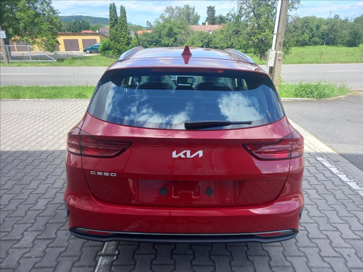 Kia Cee´d, 1,5 T-GDi SPIN 2025 - fotka 5