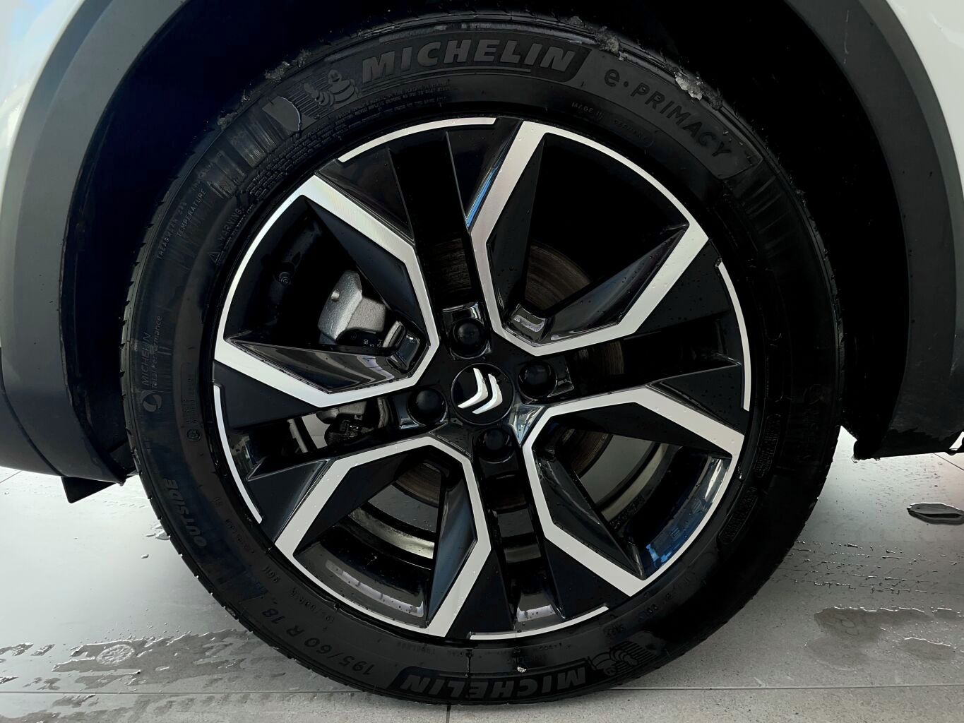 Citroën ë-C4, 010709 Shine Pack 100kW/136k - fotka 4