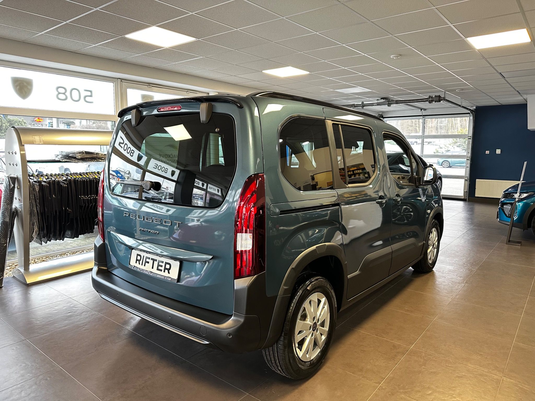 Peugeot Rifter, ALLURE BlueHDi 100 S&S MAN6 - fotka 5